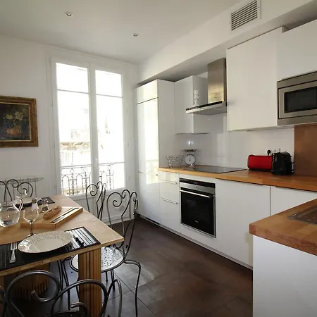 Apartment - Plume - Les Musiciens Rossini